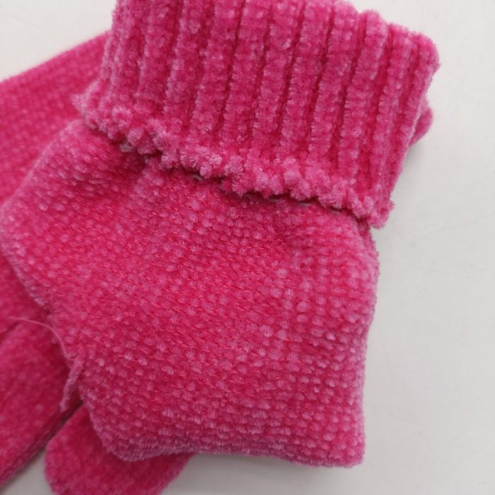 AL001310 ALLCH Girls Chenille Glove - Image 3